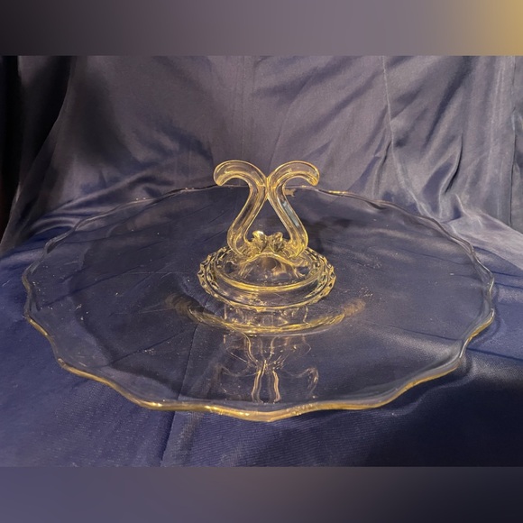 Vintage Viking Glass “Princess” Tidbit Center Handle Serving Tray Platter - Picture 2 of 3